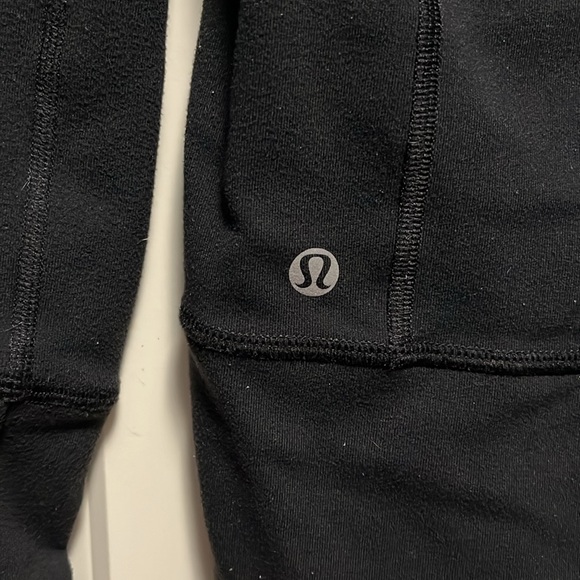 Lululemon Full Zip Jacket Black with hood - Picture 5 of 7